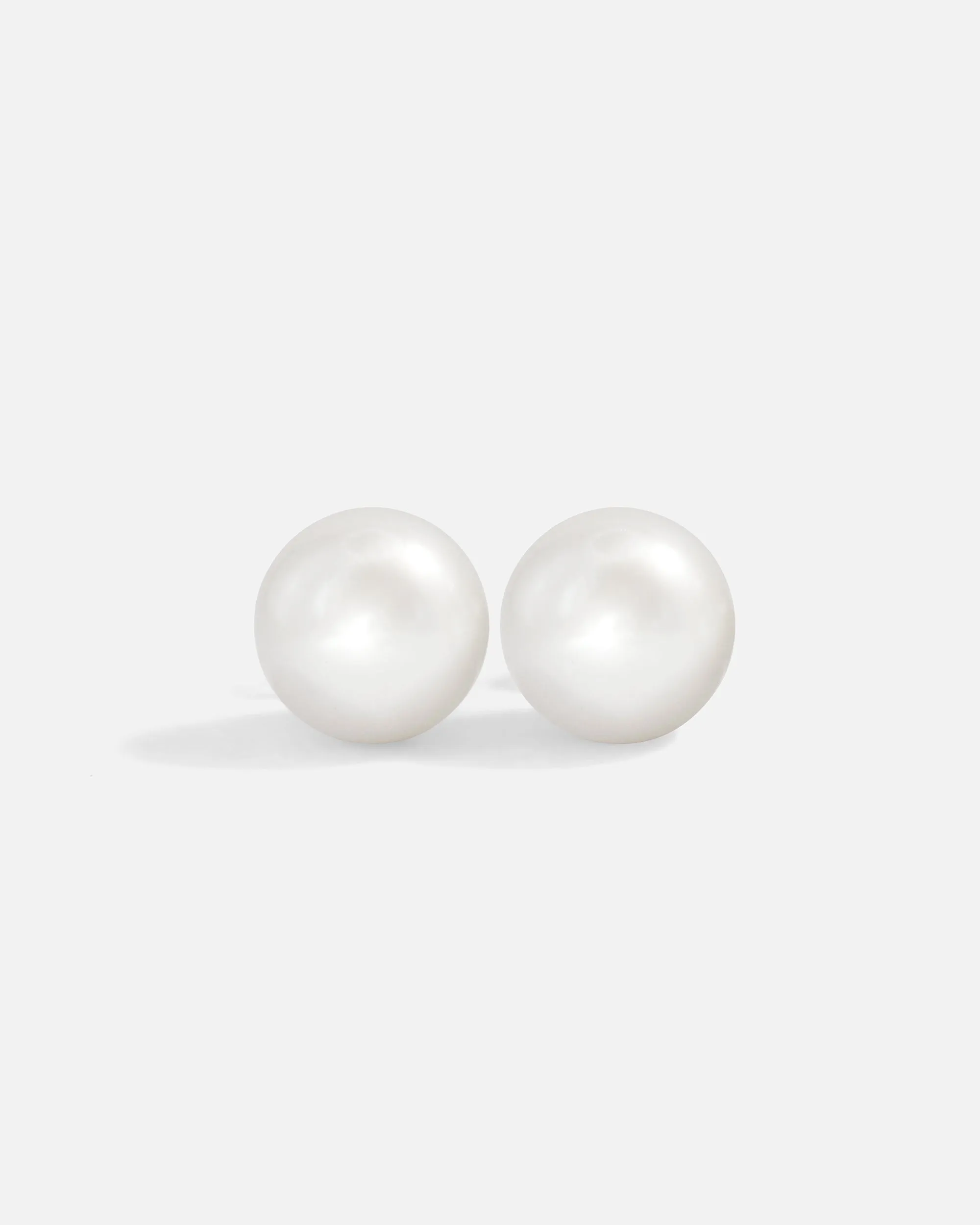 Classic Pearl Studs