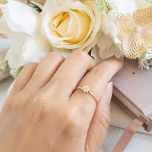 Dainty Daisy Ring