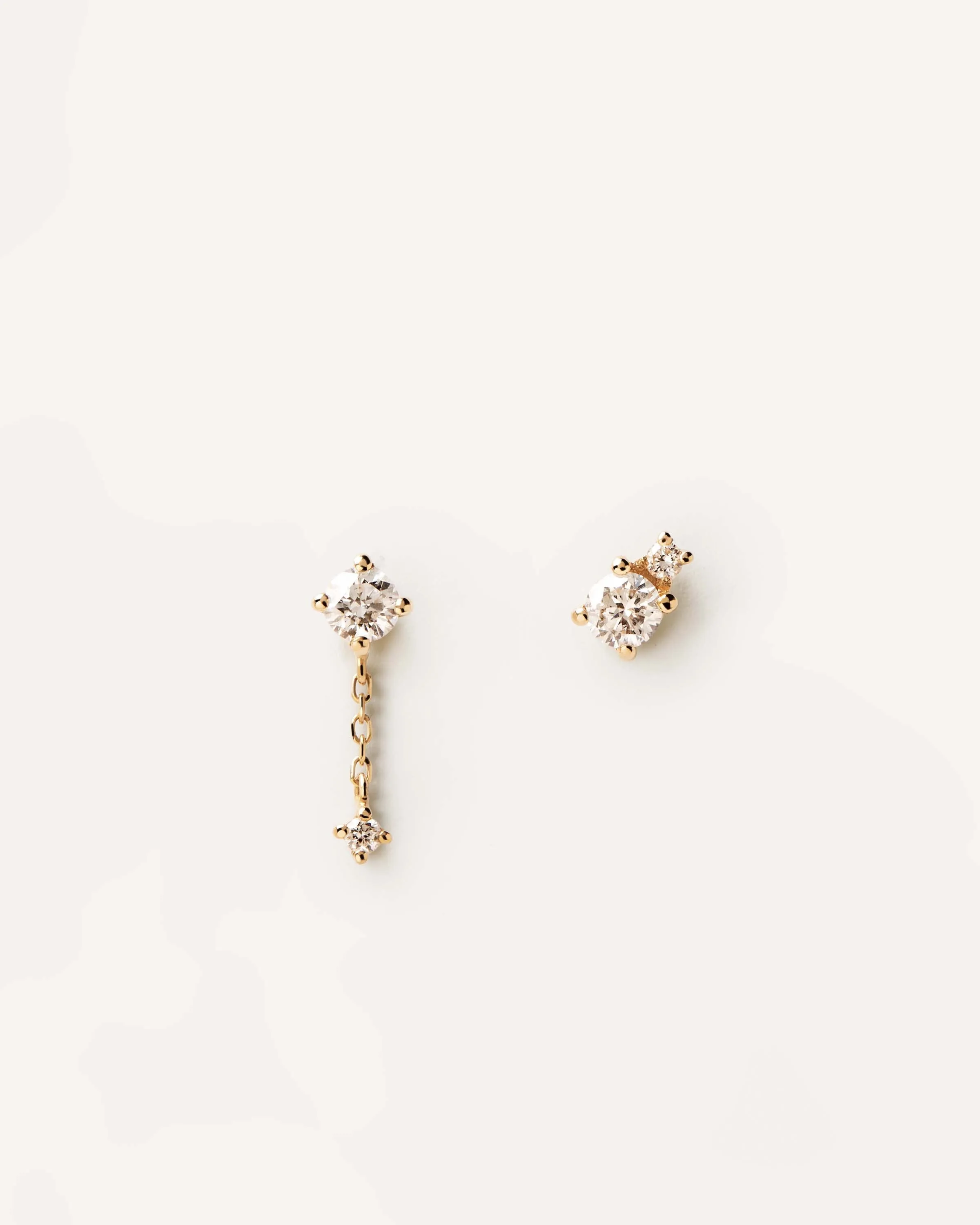 Diamonds and Gold Asymetric Studs