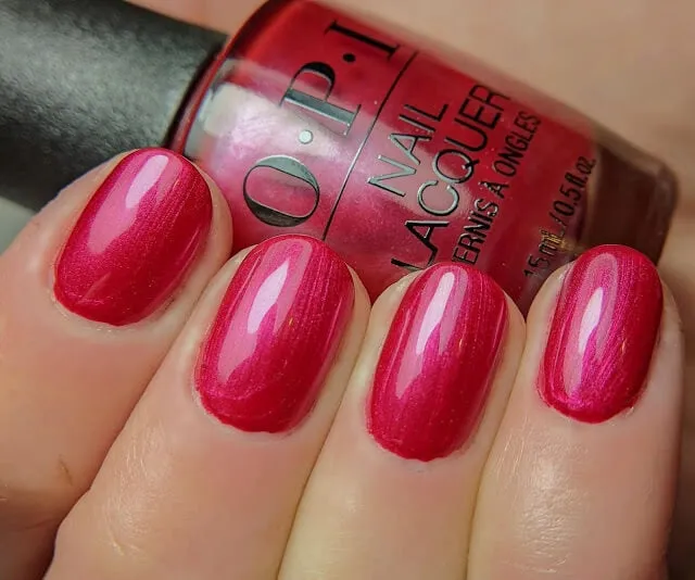 Merry in Cranberry * OPI Gelcolor
